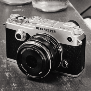 Olympus PEN-F Zilver